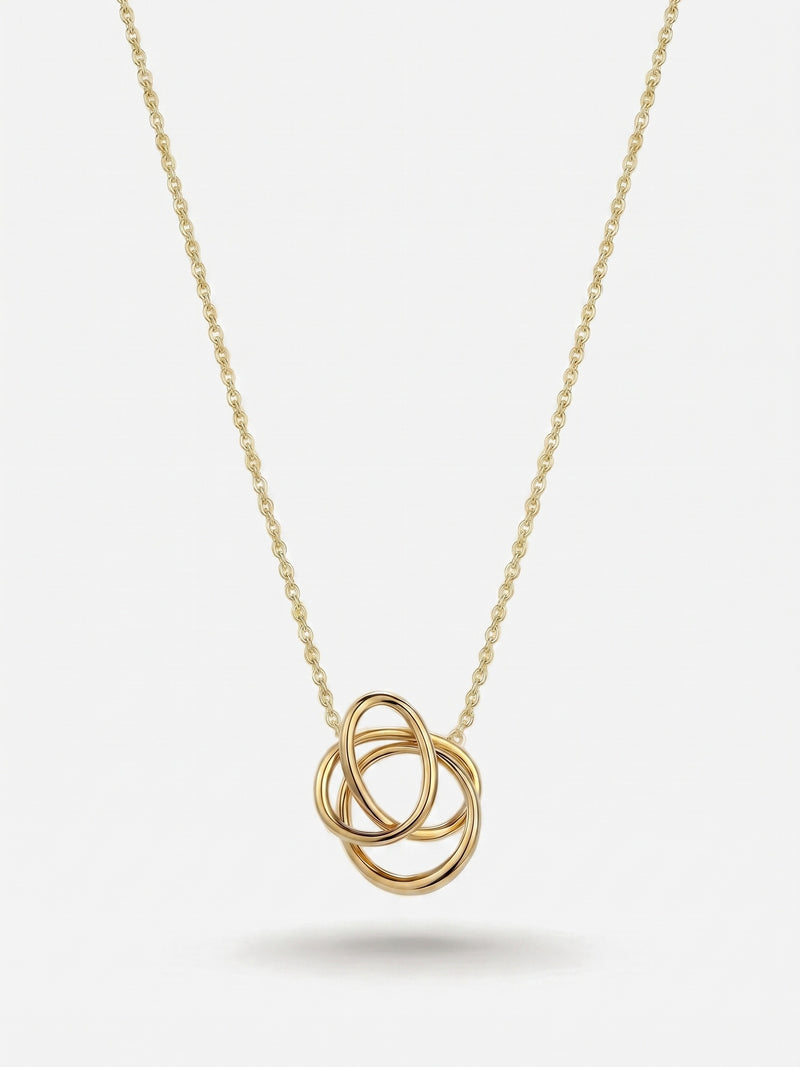 Collier Nouée femme, pendentif nœud trois anneaux, argent 925 plaqué or 18 carats, vue de face – Soreli Paris