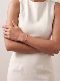Bracelet jonc ouvert deux cœurs argent 925 plaqué or 18K porté