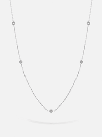 Collier Céleste – chaîne fine en argent 925 à cinq zirconiums sertis clos