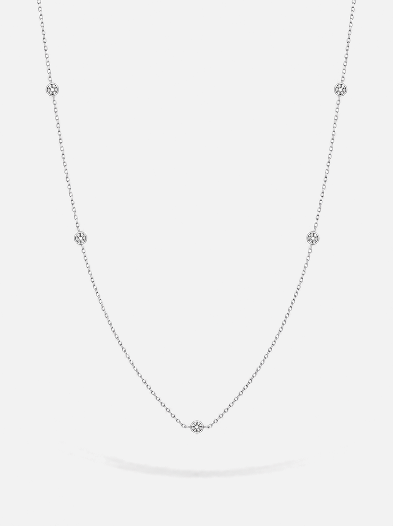 Collier Céleste – chaîne fine en argent 925 à cinq zirconiums sertis clos